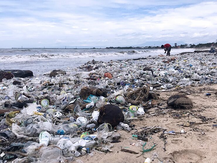 Ocean bound plastic waste 01