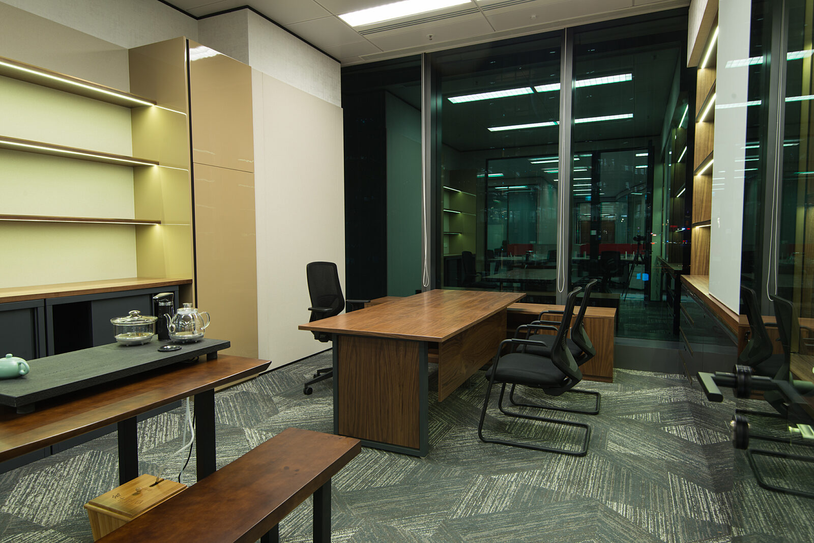 Herman Miller Dealer POSH