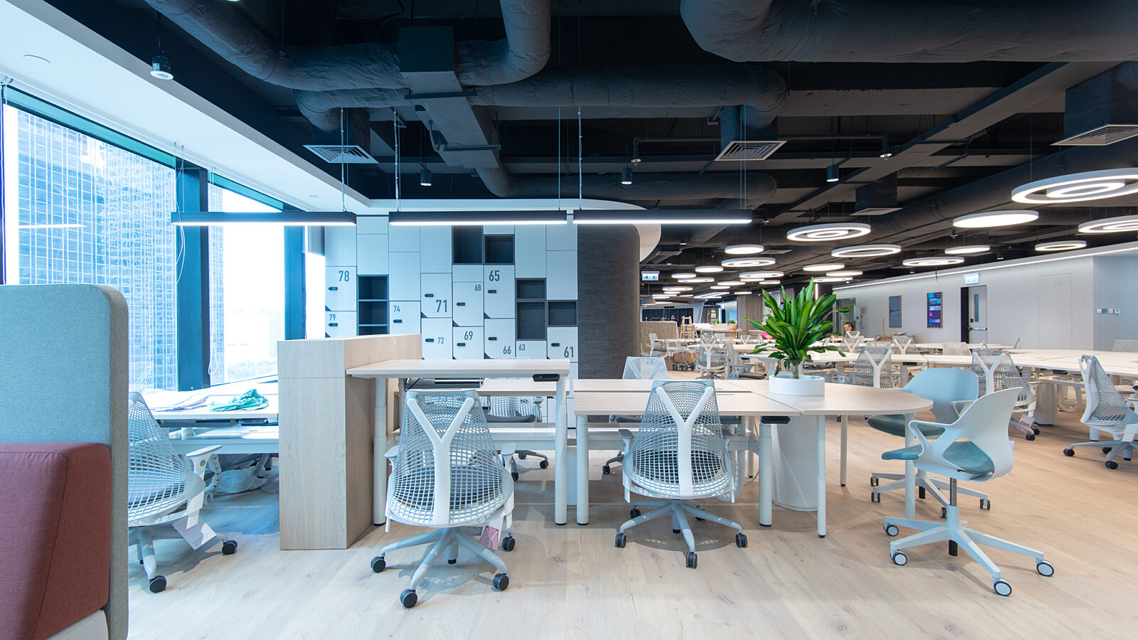 Herman Miller Dealer POSH